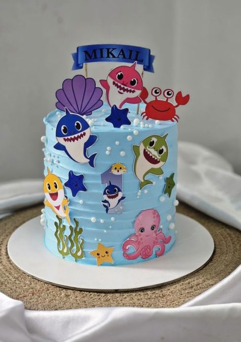 baby shark cakes