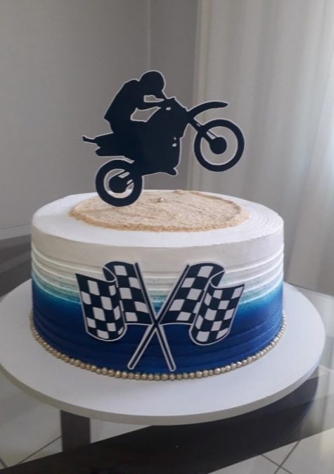 bike hobbies cake